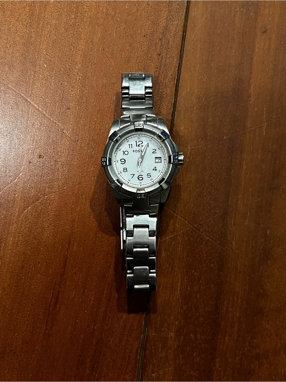 Fossil Men's Silver Metal Bracelet Watch with Fold-Over Clasp